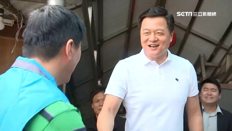前台北縣長周錫瑋