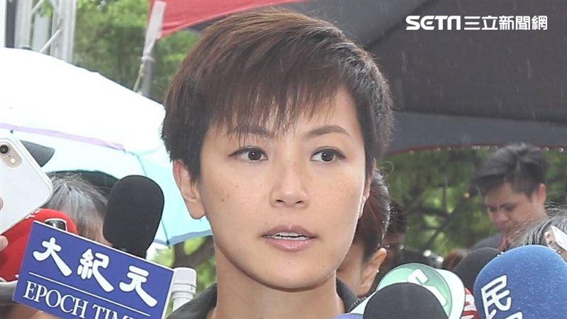 受訪遭潑漆！何韻詩：香港人絕不退縮