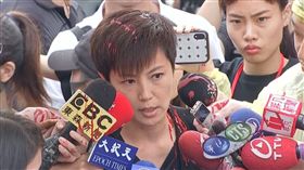 929台港大遊行，香港歌手何韻詩遭潑漆。