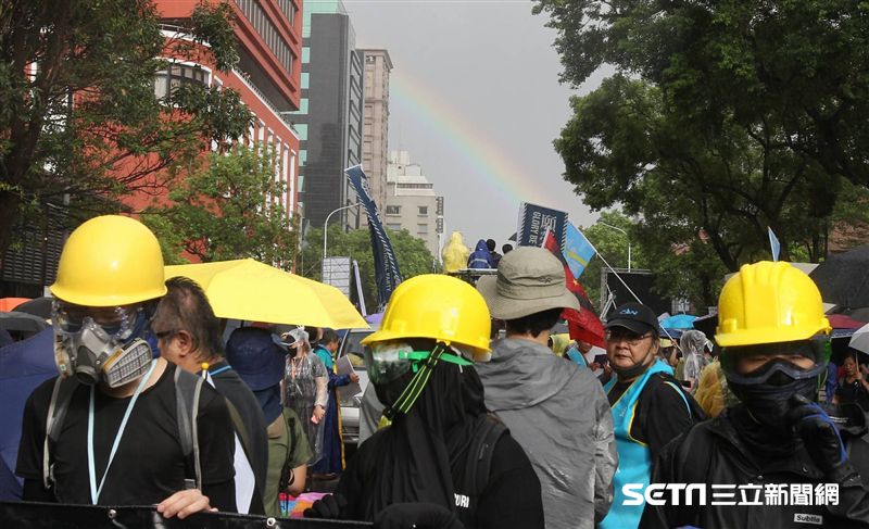 何韻詩遭潑漆…國民黨團：強烈譴責！