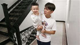 蔡阿嘎、蔡桃貴。翻攝自臉書
