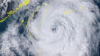 米塔打醉拳！氣象局：路徑飄忽增強難