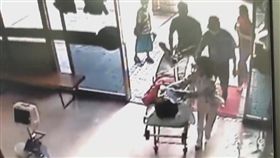 保四總隊顏姓女警官參加常訓跑步補測時昏倒送醫，經2個月救治後仍宣告不治（翻攝畫面）