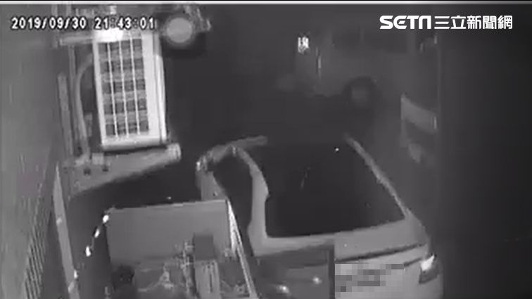 冰庫被颱風吹走「神奇閃避」賓士