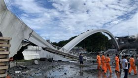 宜蘭南方澳大橋坍塌／翻攝畫面