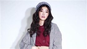 今年26歲的模特兒周穎立罹患乳癌，積極接受治療，病情得到良好控制。（圖／乳癌病友協會提供）