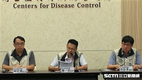 疫管署今日說明上週腸病毒疫情趨勢。（圖／記者楊晴雯攝）