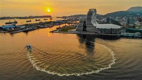 罷韓團體Wecare痛批韓國瑜，根本利用前朝設計的CI來蹭熱度。（圖／翻攝自罷韓Wecare 臉書）