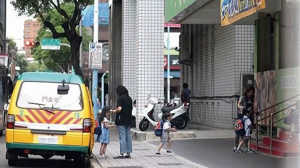 扯！真有密室藏幼童　無良私幼遭重罰