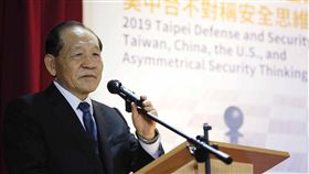 霍守業：不對稱作戰思維是國安關鍵角色國防安全研究院3日舉辦為期兩天的研討會，董事長霍守業表示，在兩岸實力懸殊狀況下，不對稱作戰思維成為維護國家安全的關鍵性角色。中央社記者游凱翔攝  108年10月3日