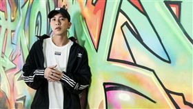 頑童小春
翻攝ＩＧ