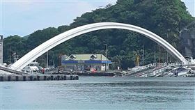 宜蘭縣,南方澳跨港大橋,崩塌,菲律賓籍,罹難者,家屬抵台(圖/中央社)