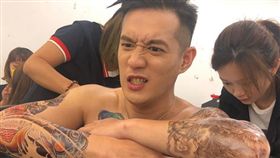 蕭威震,阿美
https://www.instagram.com/ames_shiao/?hl=zh-tw