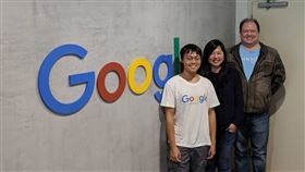 Google投資台灣 擴大實習生計畫Google在2013年於彰化啟用資料中心，明年更計畫在台南建立第2資料中心，去年起Google在台資料中心招收實習生，今年已擴大實習計畫規模，尋覓台灣在地人才。（Google提供）中央記者江明晏傳真　108年10月4日