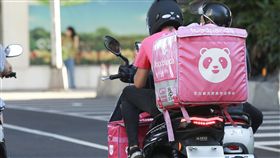 foodpanda外送員。（圖／記者林士傑攝影）