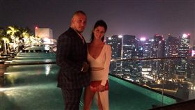 毛巾勒脖大戰巨根！富二代正妹「窒息式性愛」慘死男友手上（圖／翻攝自Anna Florence Reed臉書）