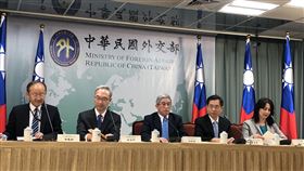 台美太平洋對話  首屆會議7日登場外交部政務次長徐斯儉（中）5日表示，台美將於7日在台北舉行首屆台美「太平洋對話」會議。中央社記者侯姿瑩攝  108年10月5日