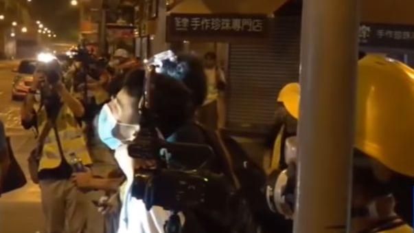 把我們當蟑螂殺！港人淚吼：終將自由
