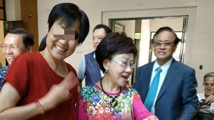 「去死韓粉」變心？竟挺她參選總統！