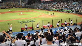 史上首次！中職開幕戰因疫情延後開打