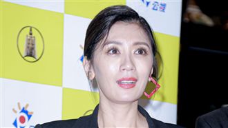 賈靜雯奪獎甩負評！製作人吐兇狠真話