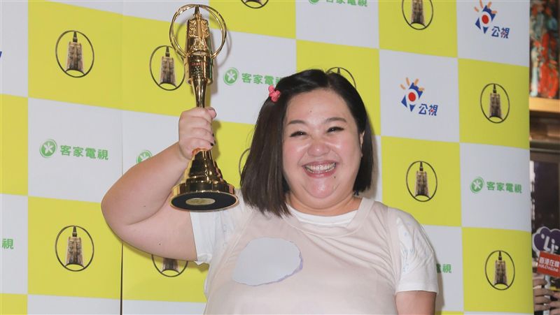 看馬桶閃尿！迷你視后爆膀胱下垂隱疾