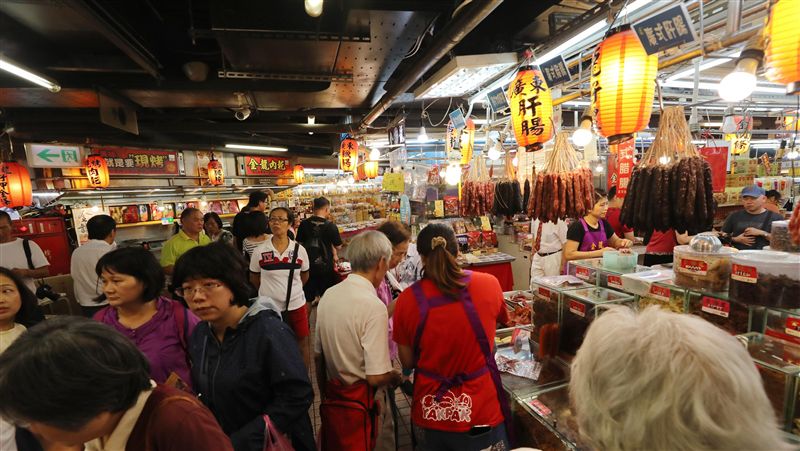 南門市場聞名　南北貨特色料理有魅力