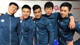 2019世界體操錦標賽6日在德國斯圖加特舉行，李智凱（右2）和唐嘉鴻（左1）領軍中華隊男子成隊，合計拿下250.093分，有望前進2020東京奧運。（圖取自twitter.com/gymnastics）