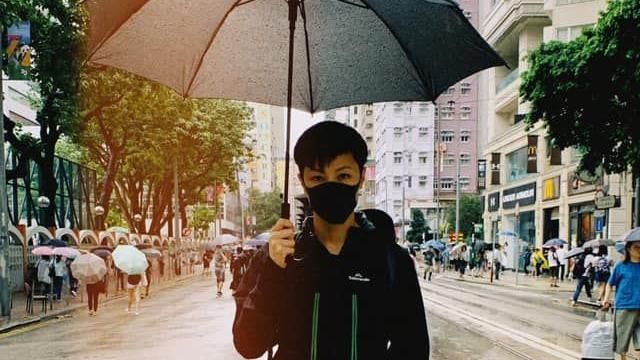 頑強爭取太平！何韻詩蒙面上街反惡法