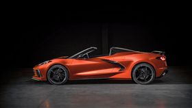 ▲Corvette Stingray頂敞篷版。（圖／翻攝Corvette網站）