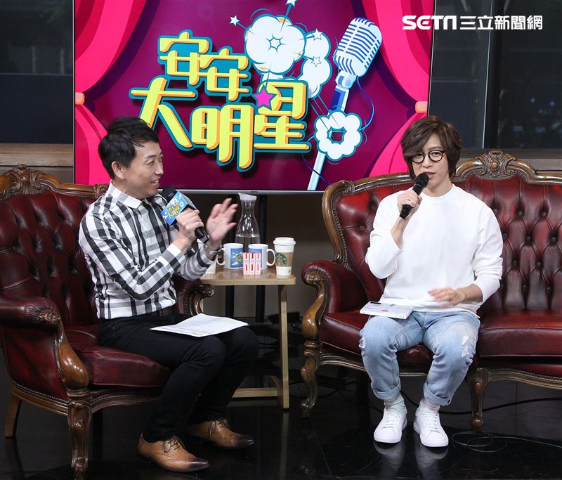 方泂鑌安安大明星（記者邱榮吉/攝影）