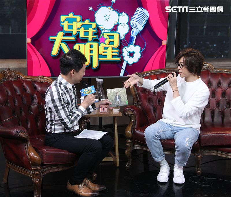 方泂鑌安安大明星（記者邱榮吉/攝影）