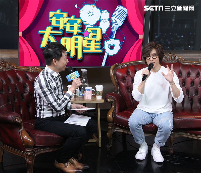 方泂鑌安安大明星（記者邱榮吉/攝影）
