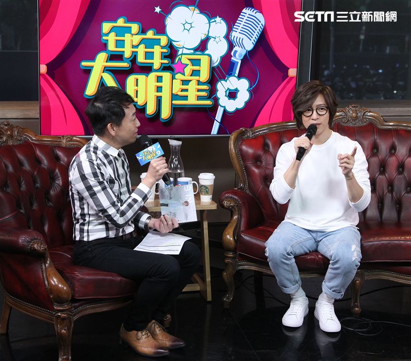 方泂鑌安安大明星（記者邱榮吉/攝影）