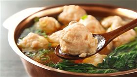 ▲美威鮭魚干貝海鮮丸（圖／美威鮭魚提供）