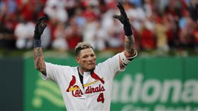 ▲紅雀捕手莫里納（Yadier Molina）10局下敲出再見高飛犧牲打。（圖／美聯社／達志影像）
