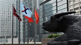 香港交易所（圖）上月提出收購倫敦證交所的提議，引起多方討論，倫交所卻意願不高。（圖／中央社／中新社提供）