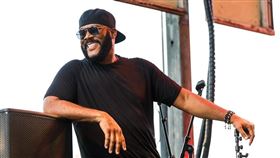 影星泰勒派瑞的大型製片廠5日揭幕，他表示：「在這裡，我們得到了舞台，其他人也得到舞台」。（圖／翻攝自www.facebook.com/TylerPerry）