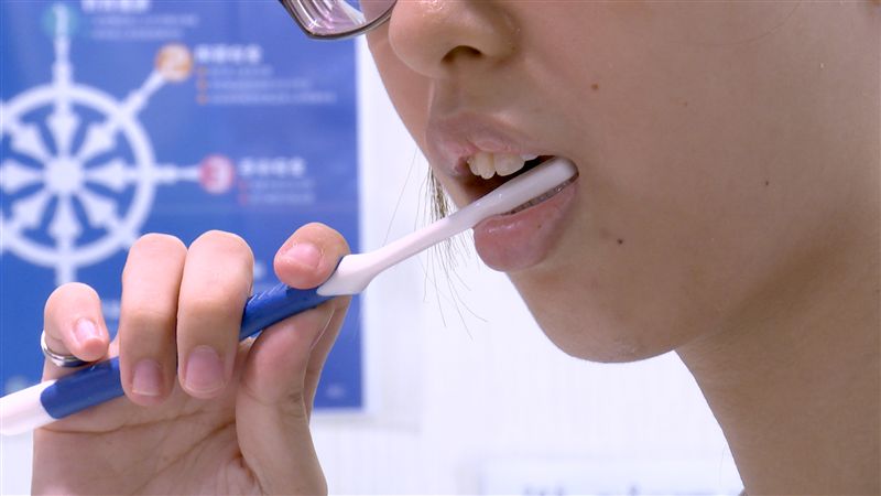 市售牙膏大解秘　這成份竟會傷害牙齒
