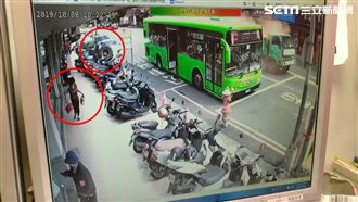 輪胎逃脫記！貨車2後輪同時離家出走