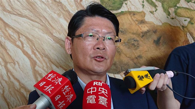 交通部政次黃玉霖代理港務公司董座