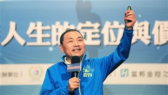 侯友宜真漢子！國慶不升旗行程曝光了