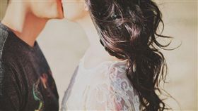 女老師與16歲少年大談禁忌戀！13年後竟是「童話結局」（圖／翻攝自Pixabay）