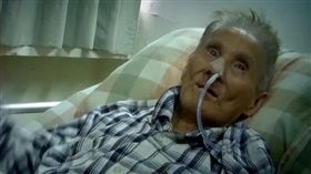 「國寶哥王」文夏慘遭看護下毒。（圖／翻攝自周刊王）