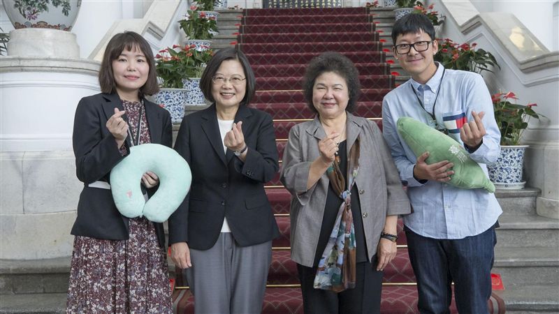 觀光客住總統府　這句話讓小英驚呆了
