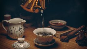 泡茶、茶葉、喝茶／pixabay