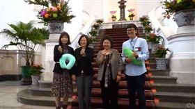 總統府住一晚 韓國攝影師：岳父是蔡總統粉絲（圖／翻攝自中央社YouTube）