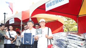 台北市,國慶日,嗡嗡包,排滿,歷年最快(圖/中央社)