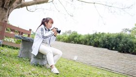 籲珍惜綠川環境　玄大生獲愛水導演優等獎（1）行政院環保署舉辦「愛水導演影片徵件比賽」，玄奘大學廣播與電視新聞學系學生景義婷以「綠葉成蔭川流不息」為題，拍攝台中市綠川水岸廊道的改建前、後樣貌，呼籲民眾珍惜綠川環境，獲得優等獎與網路人氣排行第3名。（景義婷提供）中央社記者魯鋼駿傳真 108年10月9日