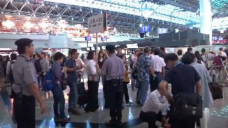 出國人潮增！連假首日桃機湧12萬人